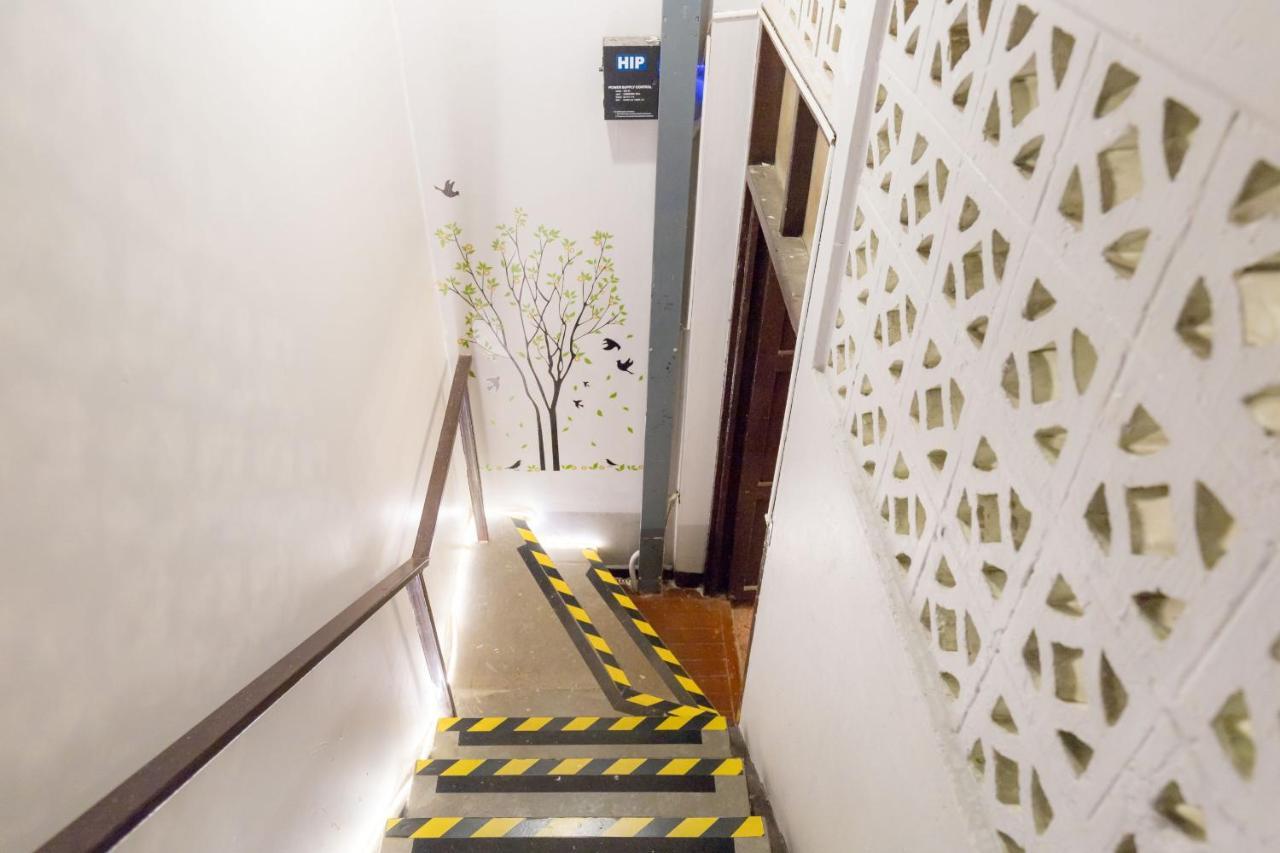 Hostel Lemon Siam Petchaburi Road Bangkok Exterior photo
