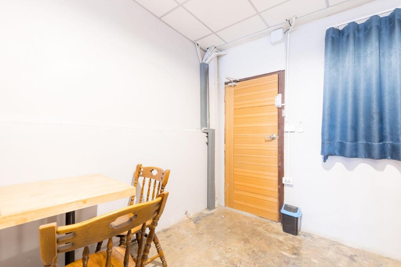 Hostel Lemon Siam Petchaburi Road Bangkok Exterior photo