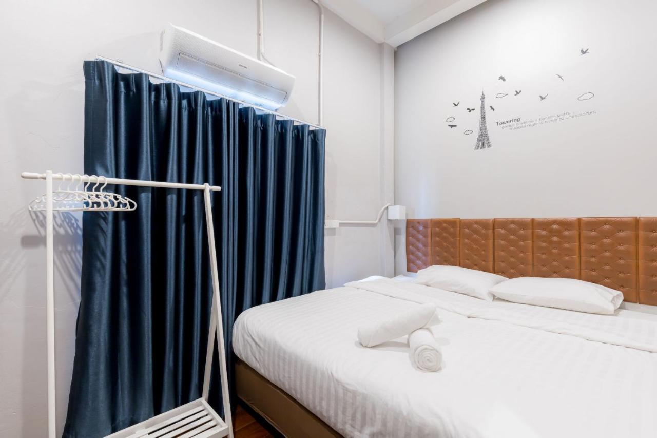 Hostel Lemon Siam Petchaburi Road Bangkok Exterior photo