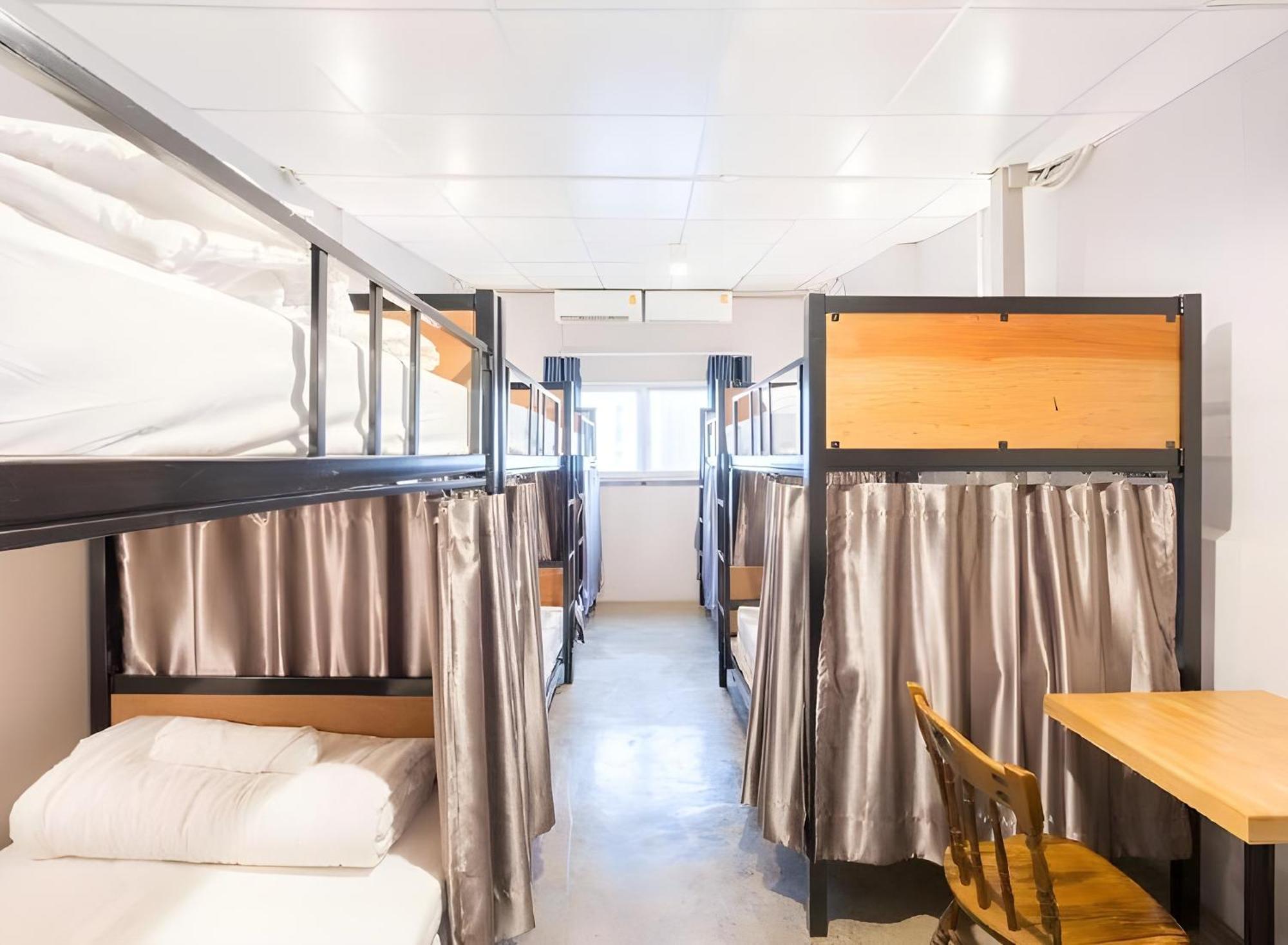 Hostel Lemon Siam Petchaburi Road Bangkok Exterior photo